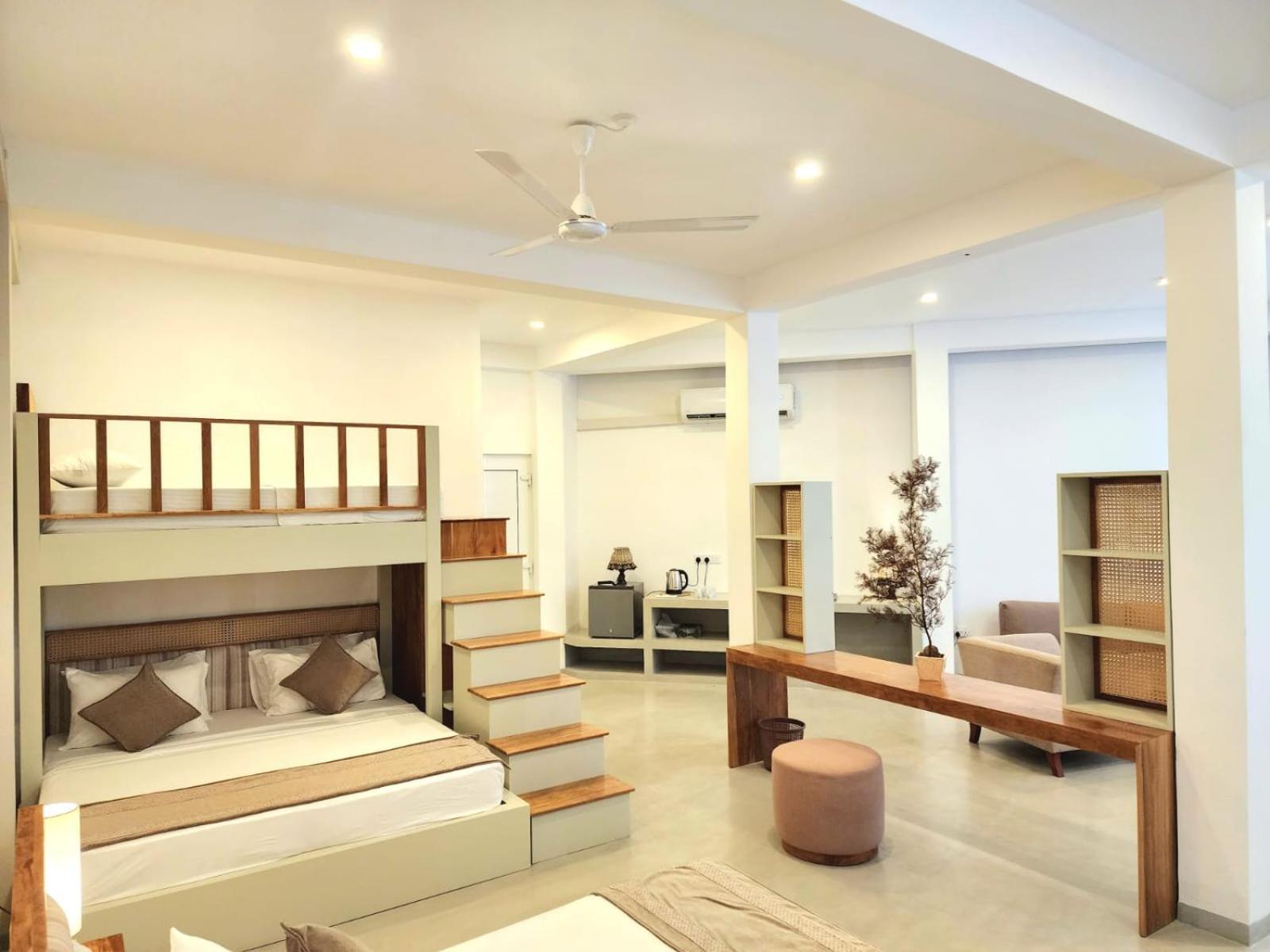 Hotel Blue Note Hikkaduwa Extérieur photo