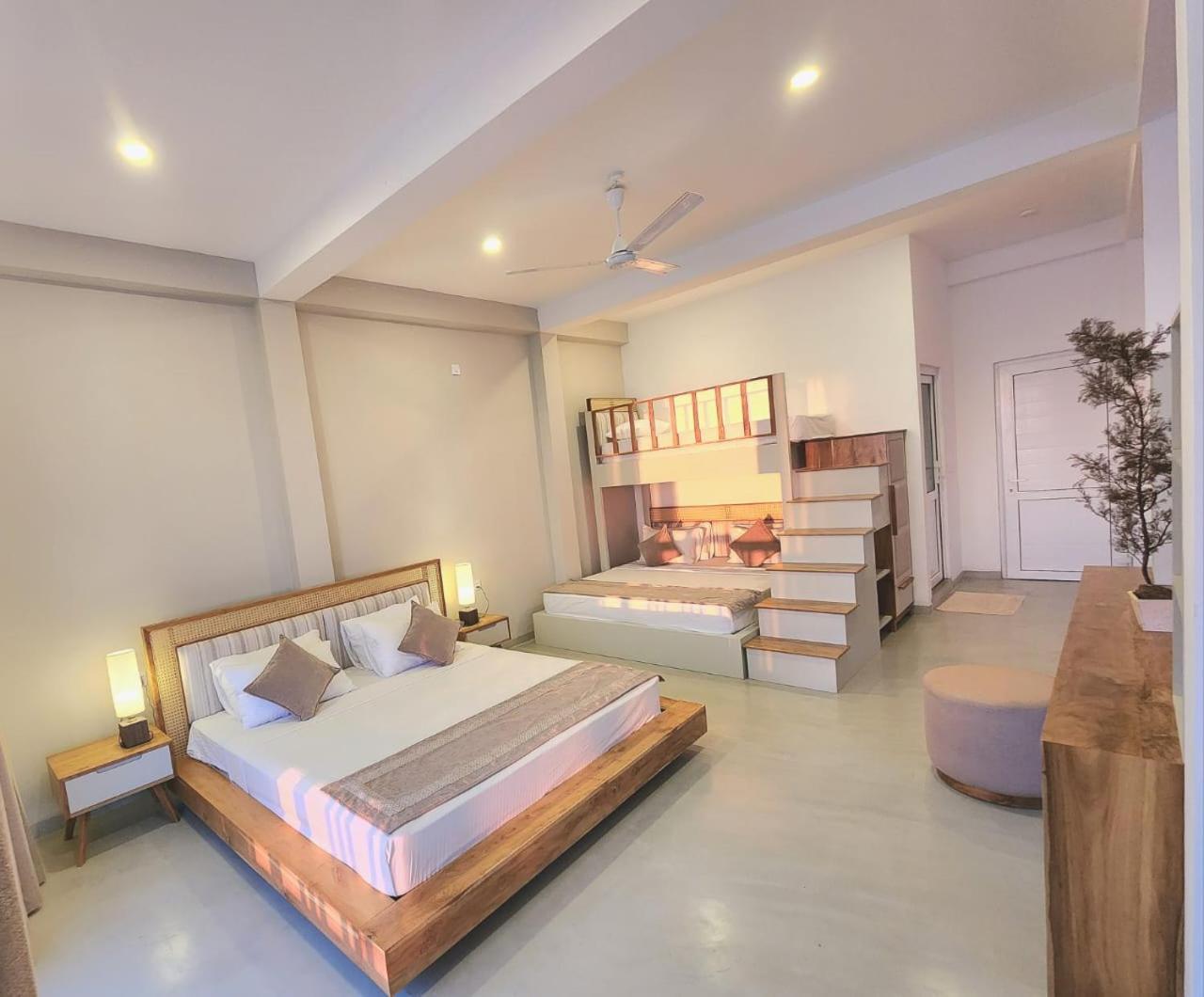 Hotel Blue Note Hikkaduwa Extérieur photo
